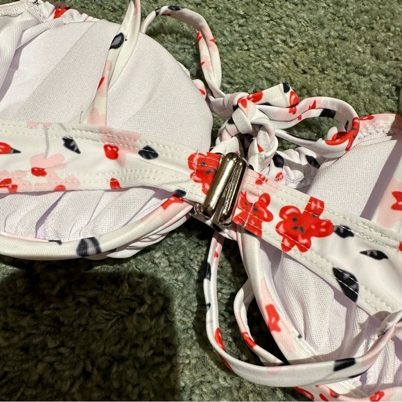 SHEIN Brand New Bikini - Picture 4 of 5